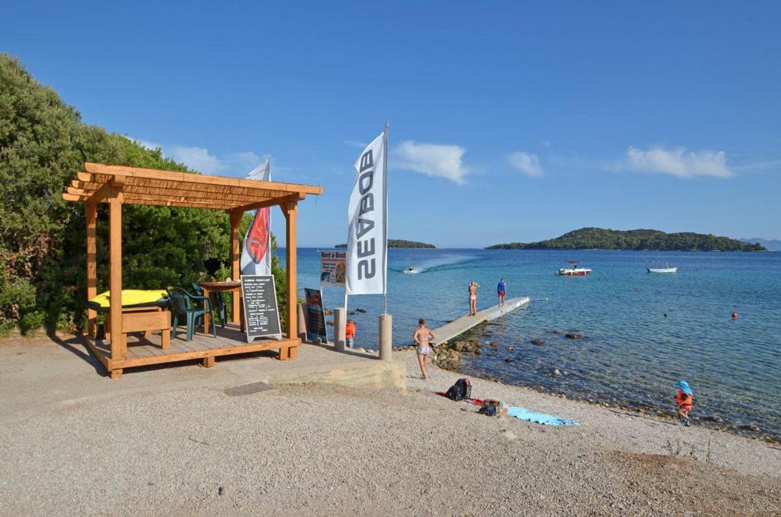 Apartman Ena By The Sea Prizba Exterior foto