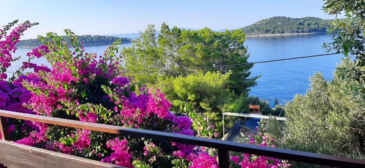 Apartman Ena By The Sea Prizba Exterior foto
