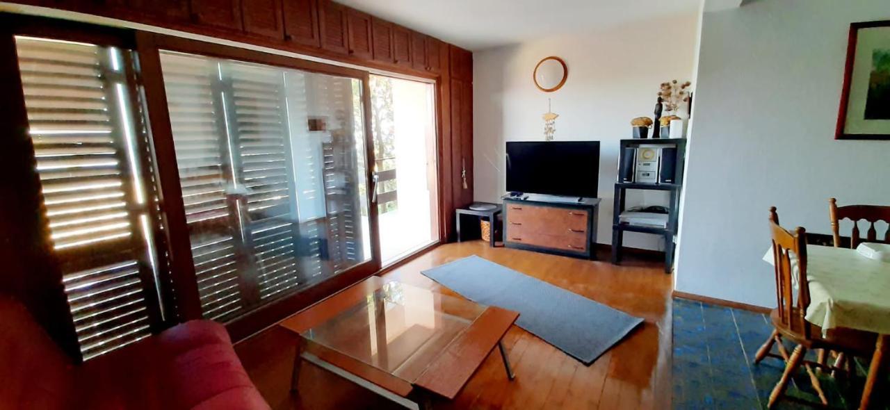 Apartman Ena By The Sea Prizba Exterior foto